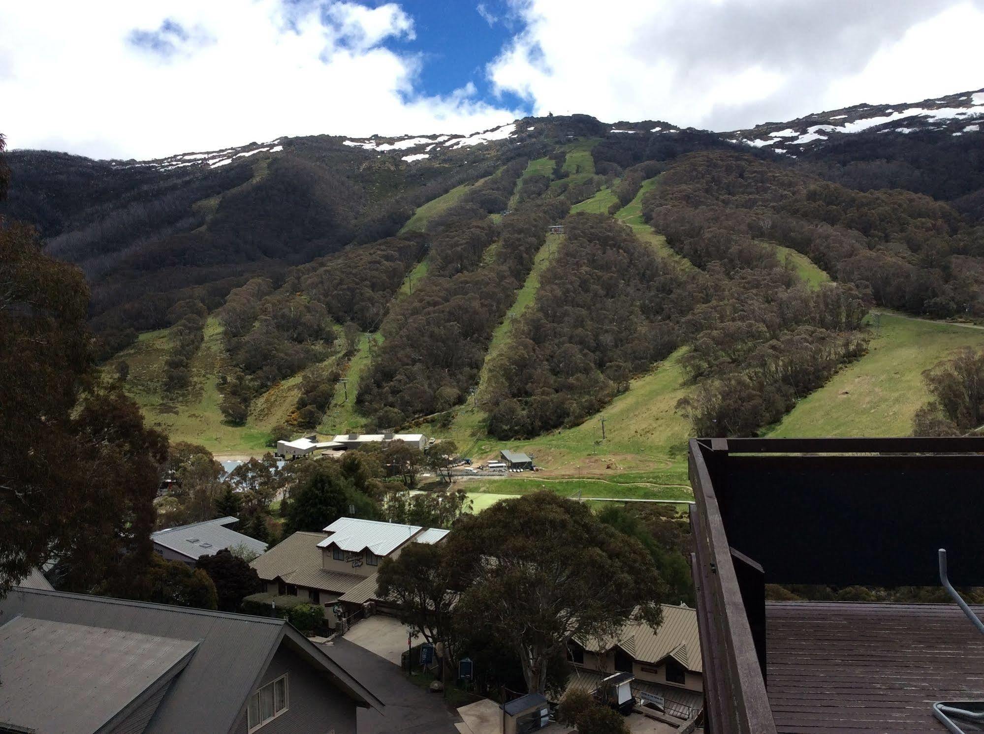 Winterhaus Lodge Thredbo Village Exterior foto